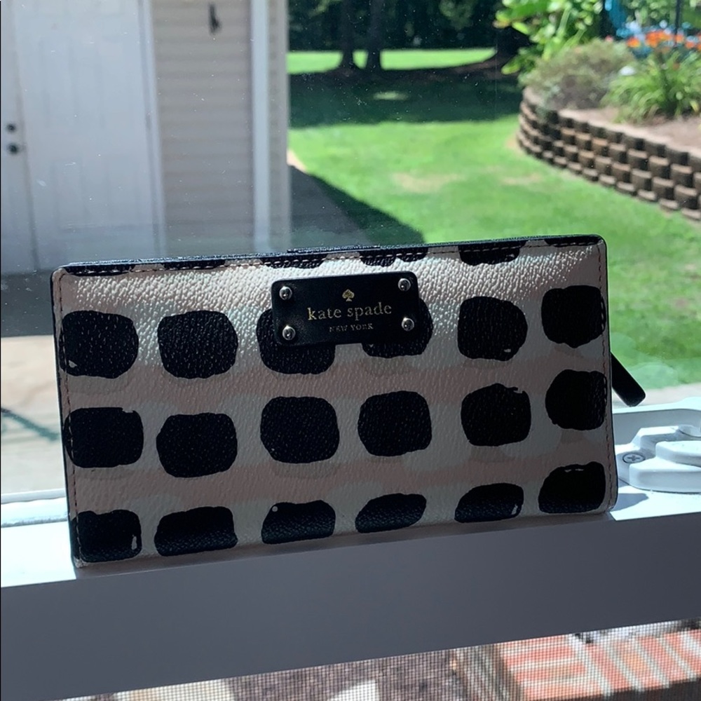 Kate spade wallet